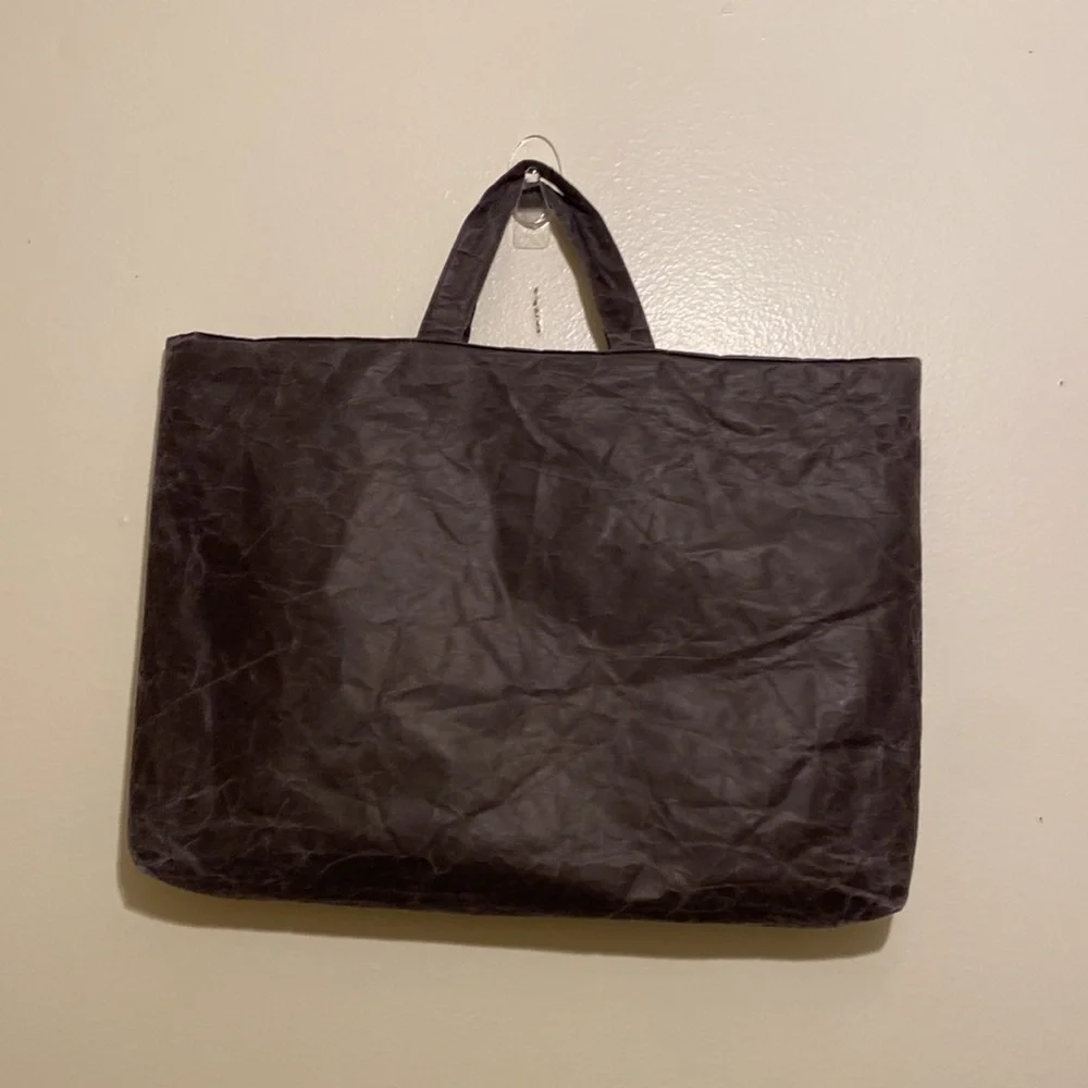 SIWA SOFT NAORON Stylish Brown Bag. Perfect for documenting or laptop.